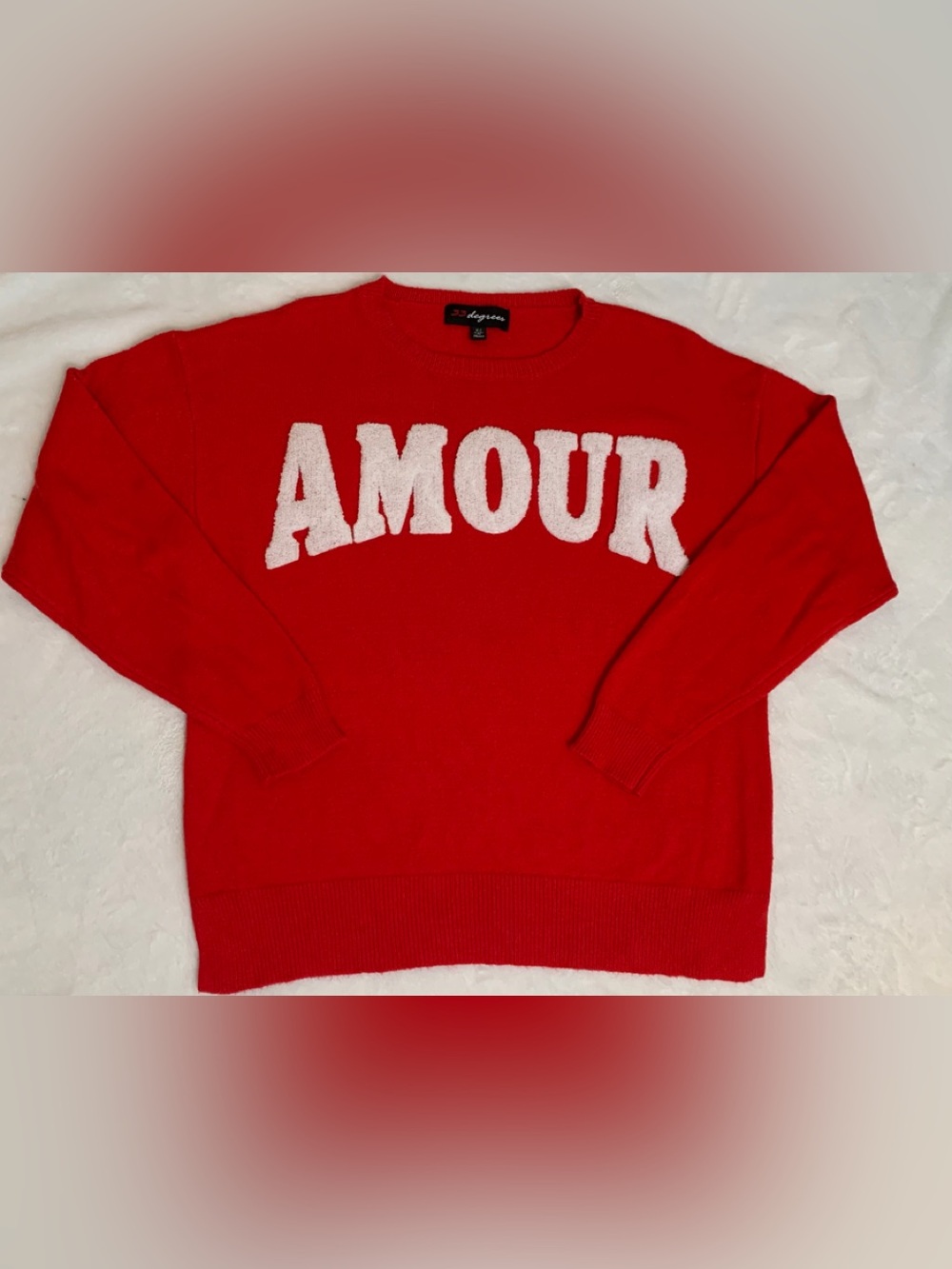 33 DEGREES ladies Rayon/poly “Amour” red sweater size XS (VVGUC+)